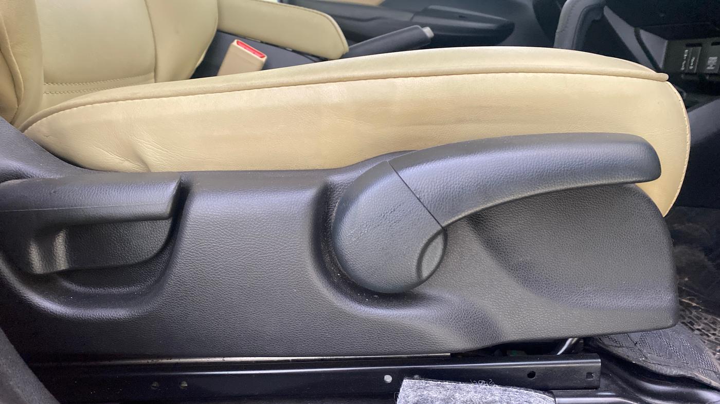 2022 Honda Jazz 1.2L I-VTEC ZX CVT, Petrol, Automatic, 5,216 km, Driver Side Adjustment Panel
