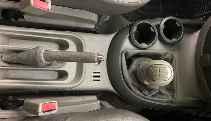 2013 Mahindra Quanto C4, Diesel, Manual, 48,755 km, Gear Lever