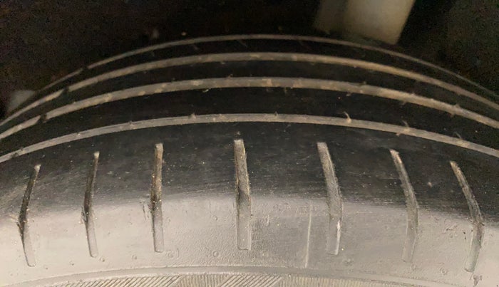 2017 Maruti Baleno ALPHA CVT PETROL 1.2, Petrol, Automatic, 59,999 km, Left Rear Tyre Tread