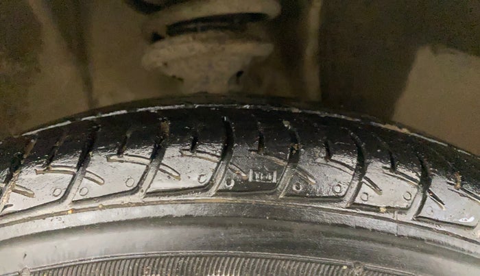 2021 Maruti New Wagon-R ZXI 1.2, Petrol, Manual, 27,961 km, Right Front Tyre Tread