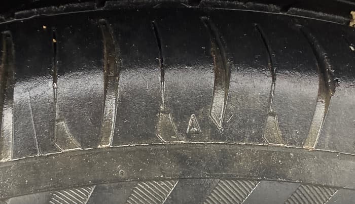 2018 Hyundai Elite i20 ASTA 1.2, Petrol, Manual, 96,482 km, Right Front Tyre Tread