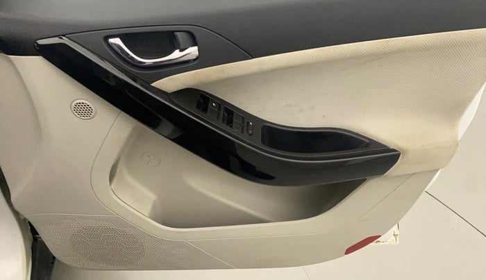 2021 Tata NEXON XZ PETROL, Petrol, Manual, 13,342 km, Driver Side Door Panels Control