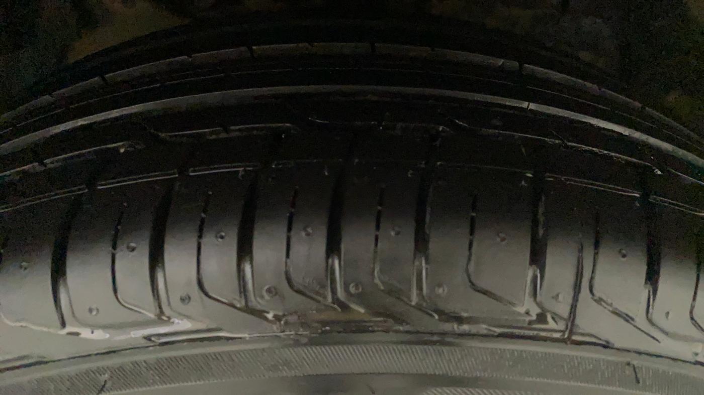 2021 Tata NEXON XZ PETROL, Petrol, Manual, 13,342 km, Right Front Tyre Tread