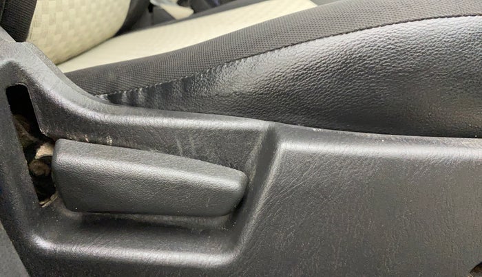 2020 Maruti Alto LXI, Petrol, Manual, 43,383 km, Driver Side Adjustment Panel