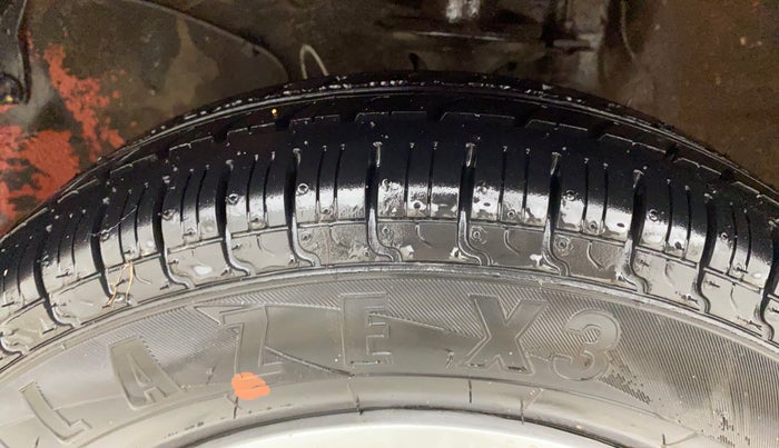 2020 Maruti Alto LXI, Petrol, Manual, 43,383 km, Left Front Tyre Tread