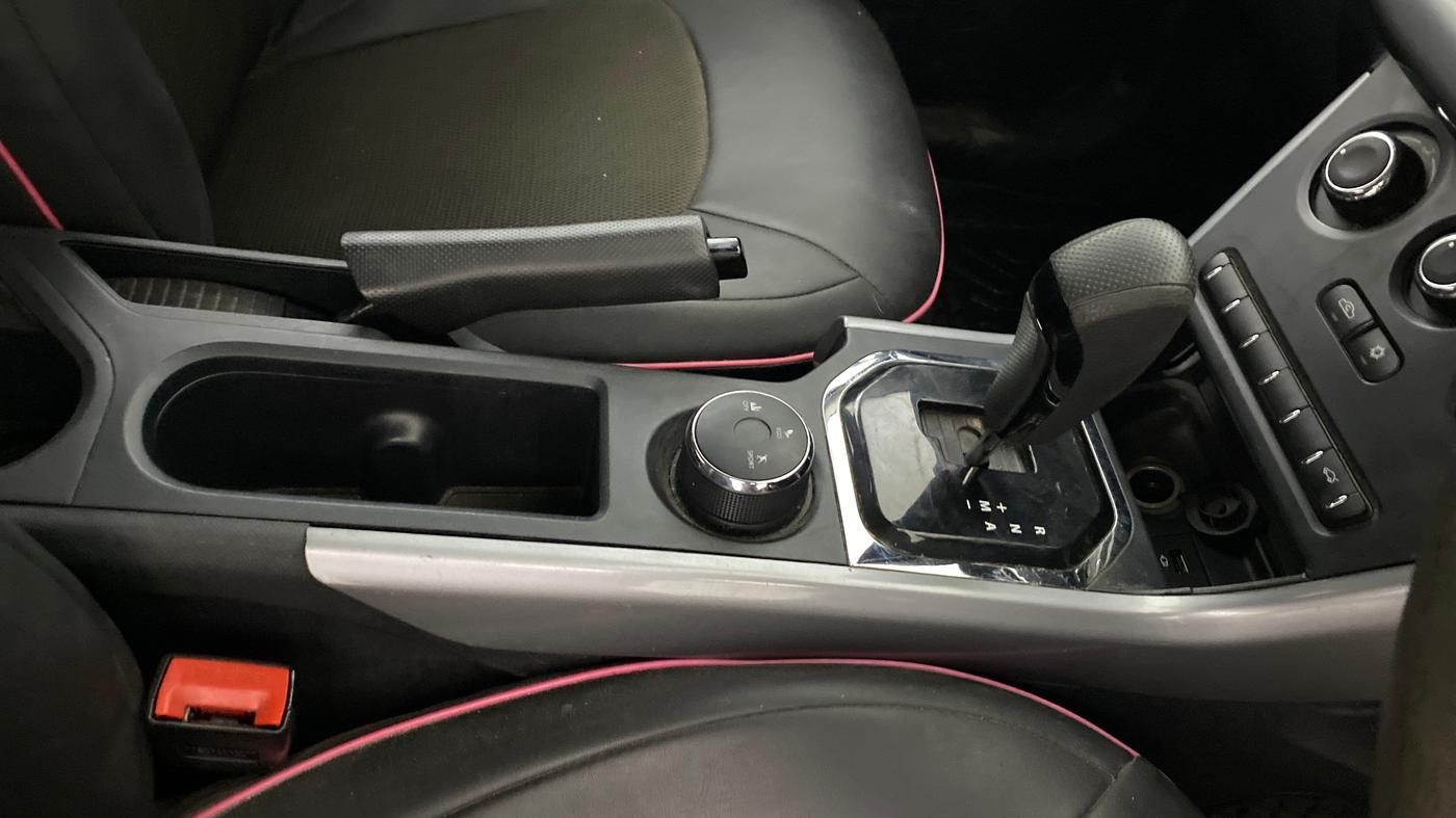2022 Tata NEXON XMA SUNROOF PETROL, Petrol, Automatic, 42,710 km, Gear Lever