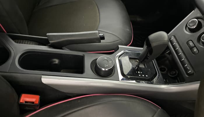 2022 Tata NEXON XMA SUNROOF PETROL, Petrol, Automatic, 42,710 km, Gear Lever