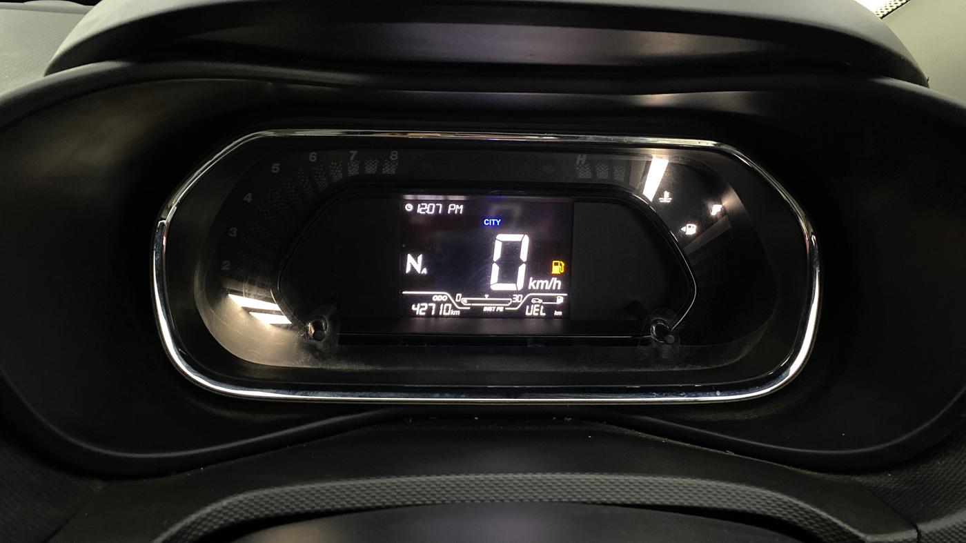2022 Tata NEXON XMA SUNROOF PETROL, Petrol, Automatic, 42,710 km, Odometer Image
