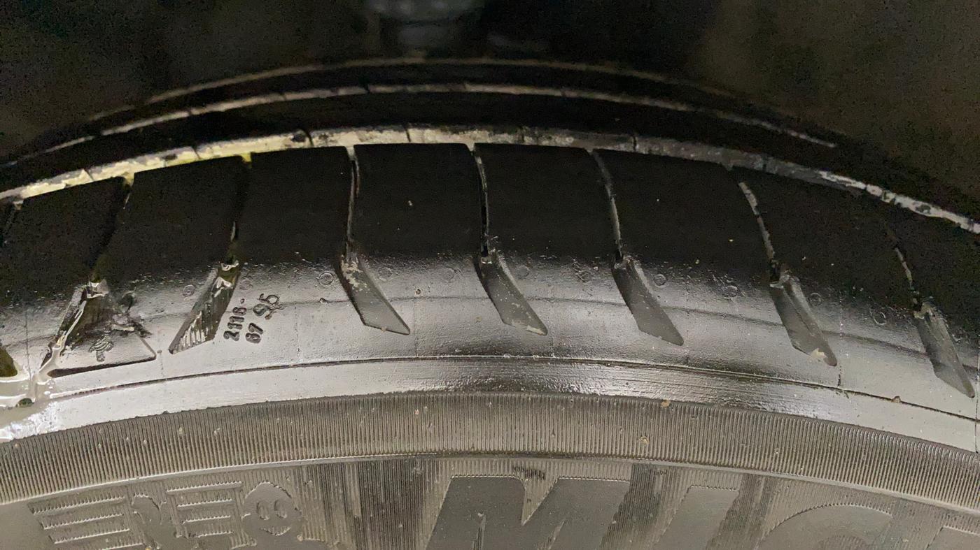 2014 Renault Fluence 1.5 E4, Diesel, Manual, 66,183 km, Right Front Tyre Tread