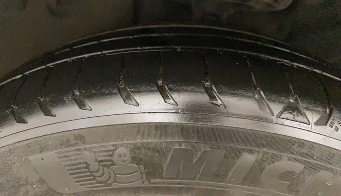 2014 Renault Fluence 1.5 E4, Diesel, Manual, 66,183 km, Left Front Tyre Tread