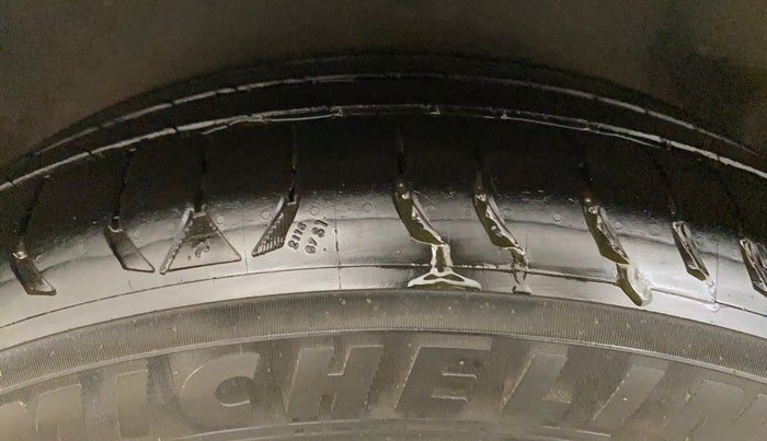 2014 Renault Fluence 1.5 E4, Diesel, Manual, 66,183 km, Right Rear Tyre Tread