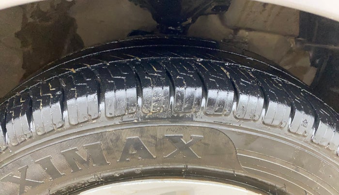 2017 Maruti Celerio ZXI, Petrol, Manual, 83,562 km, Right Front Tyre Tread