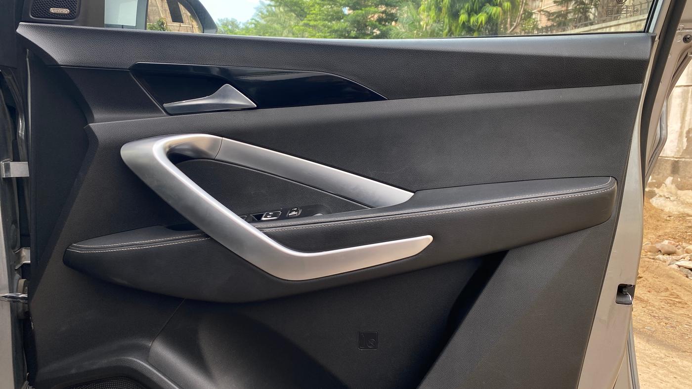 2019 MG HECTOR SHARP 1.5 DCT PETROL, Petrol, Automatic, 61,244 km, Driver Side Door Panels Control