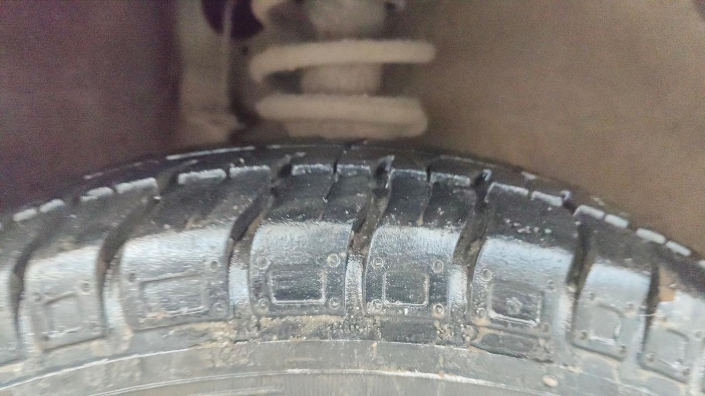 2013 Maruti Alto 800 LXI, Petrol, Manual, 18,013 km, Right Front Tyre Tread