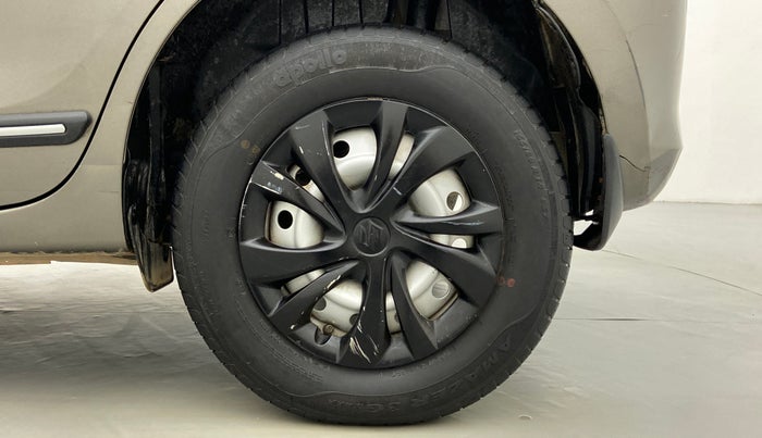2020 Maruti Swift LXI D, Petrol, Manual, 16,757 km, Left Rear Wheel