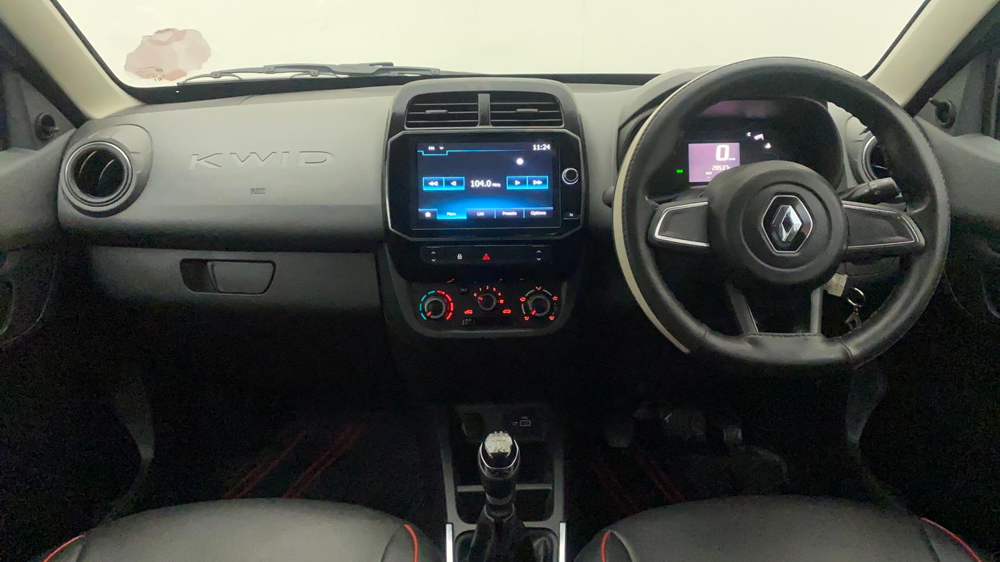 2020 Renault Kwid RXT 1.0 (O), Petrol, Manual, 28,686 km, Dashboard