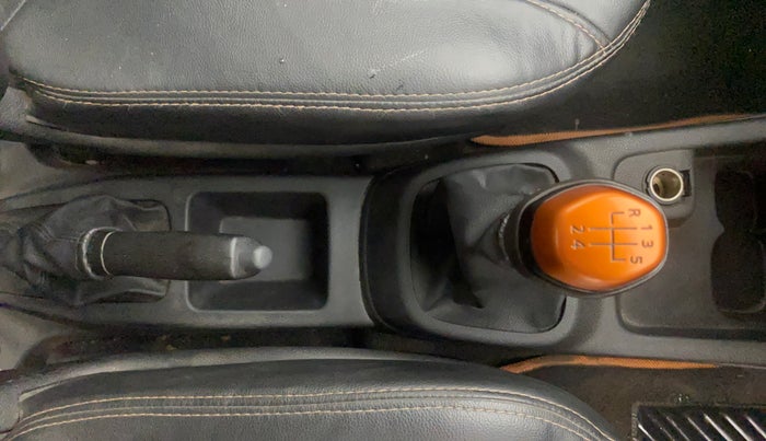 2018 Renault Kwid CLIMBER 1.0, Petrol, Manual, 36,763 km, Gear Lever