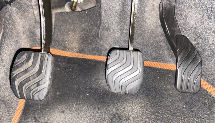 2018 Renault Kwid CLIMBER 1.0, Petrol, Manual, 36,763 km, Pedals