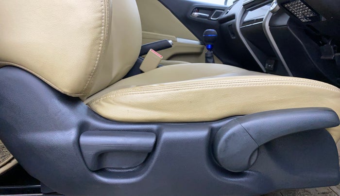 2019 Honda City 1.5L I-VTEC ZX, Petrol, Manual, 32,386 km, Driver Side Adjustment Panel