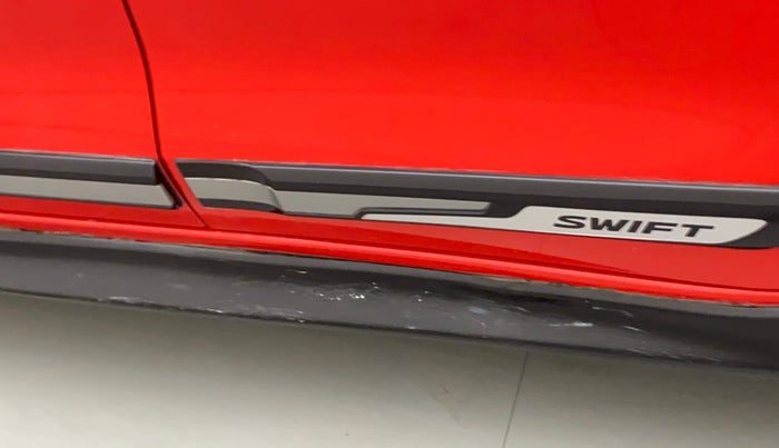 2021 Maruti Swift VXI, Petrol, Manual, 22,064 km, Left running board - Cladding has minor damage