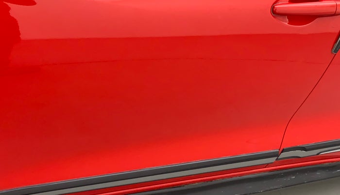 2021 Maruti Swift VXI, Petrol, Manual, 22,064 km, Front passenger door - Slightly dented