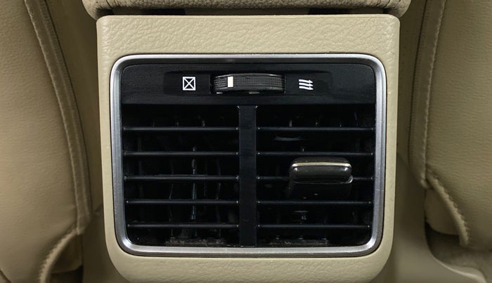 2016 Maruti Ciaz ZDI+ SHVS, Diesel, Manual, 81,311 km, Rear AC Vents