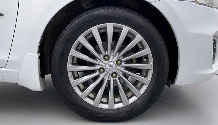 2016 Maruti Ciaz ZDI+ SHVS, Diesel, Manual, 81,311 km, Right Front Wheel