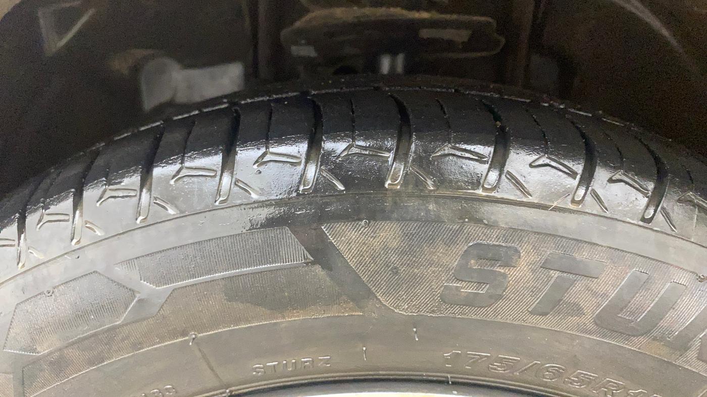 2017 Tata TIGOR XZ (O) PETROL, Petrol, Manual, 1,34,483 km, Left Front Tyre Tread