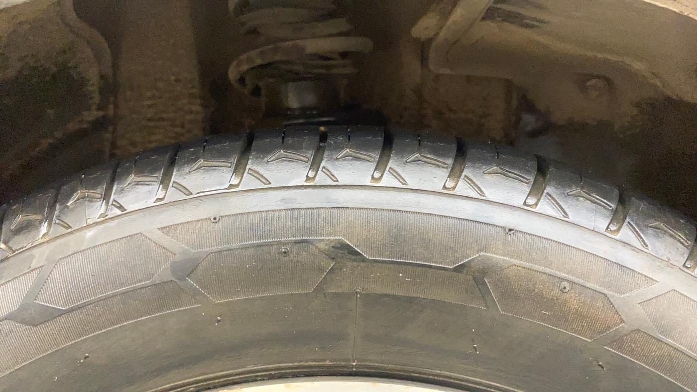 2017 Tata TIGOR XZ (O) PETROL, Petrol, Manual, 1,34,483 km, Right Rear Tyre Tread