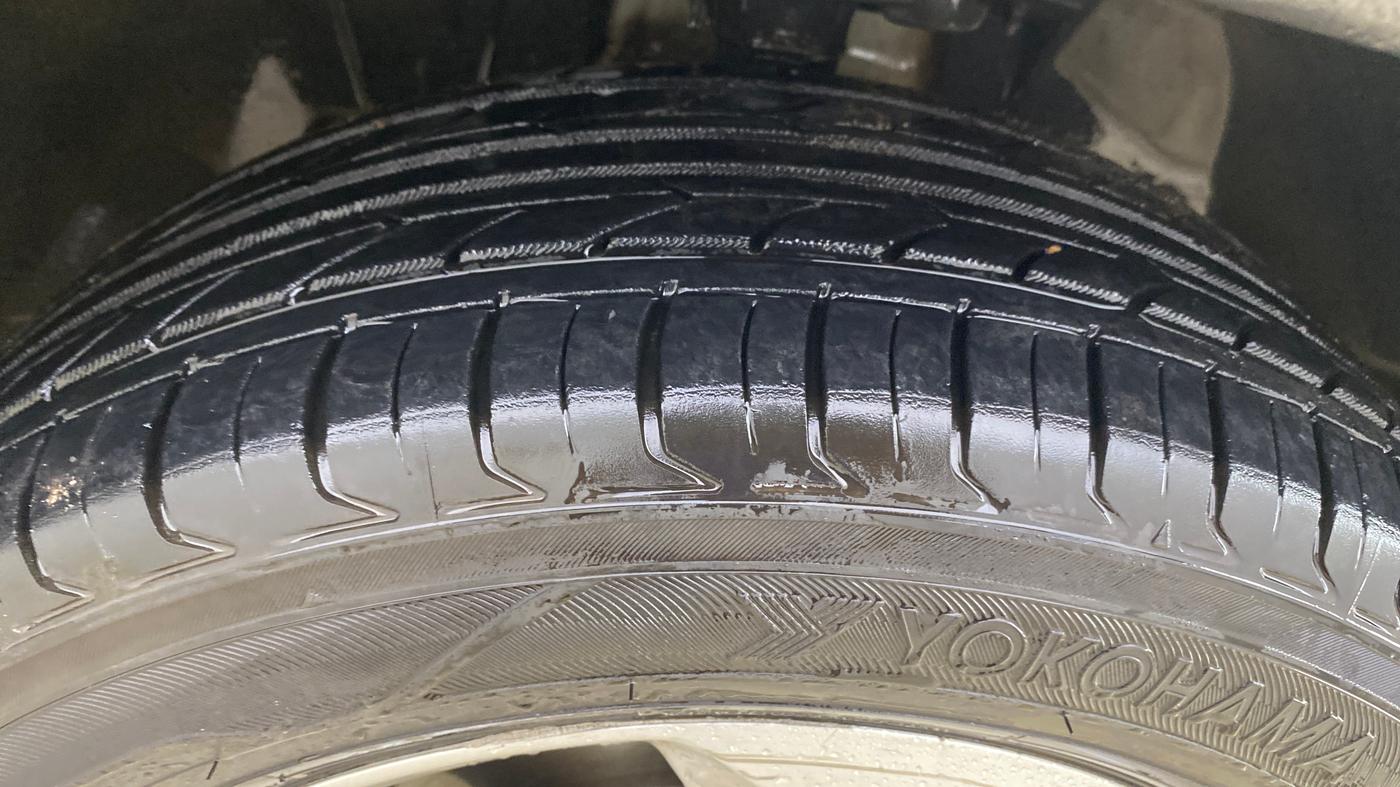 2018 Jeep Compass LIMITED 1.4 PETROL AT, Petrol, Automatic, 78,160 km, Right Front Tyre Tread