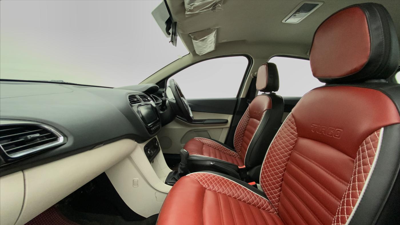 2022 Tata Tiago XZ PLUS CNG, CNG, Manual, 37,714 km, Right Side Front Door Cabin