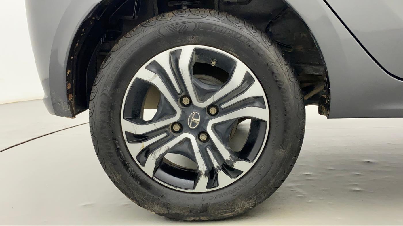 2022 Tata Tiago XZ PLUS CNG, CNG, Manual, 37,714 km, Right Rear Wheel