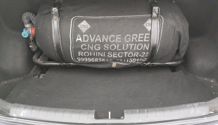 2019 Hyundai Xcent SX 1.2, CNG, Manual, 1,11,588 km, Boot Inside