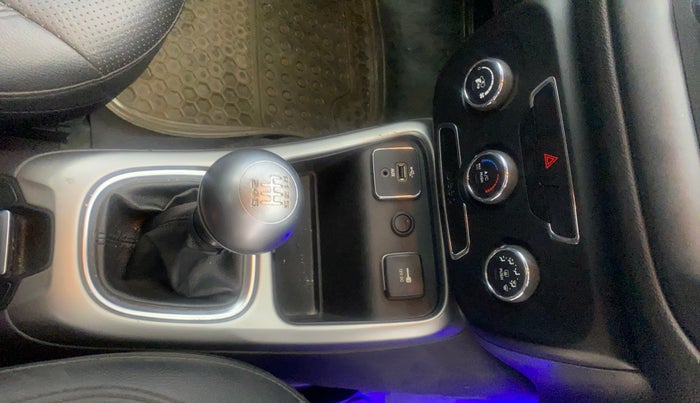 2019 Jeep Compass SPORT 2.0 DIESEL, Diesel, Manual, 74,260 km, Gear Lever