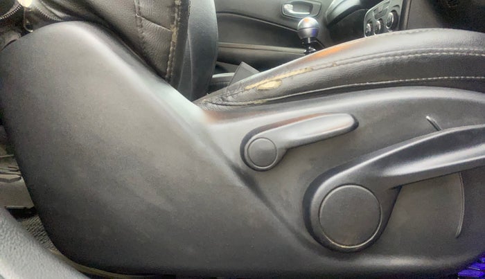 2019 Jeep Compass SPORT 2.0 DIESEL, Diesel, Manual, 74,260 km, Driver Side Adjustment Panel