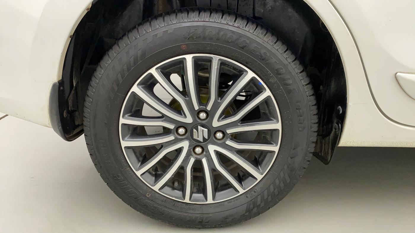 2017 Maruti Dzire ZDI PLUS AMT, Diesel, Automatic, 66,825 km, Right Rear Wheel