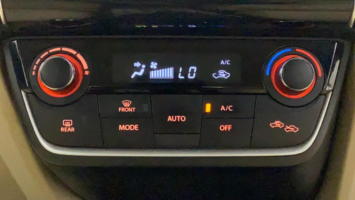 2017 Maruti Dzire ZDI PLUS AMT, Diesel, Automatic, 66,825 km, Automatic Climate Control
