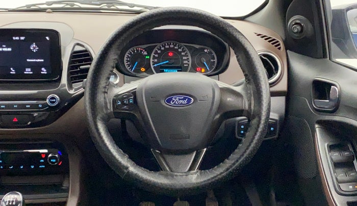 2018 Ford FREESTYLE TITANIUM + 1.2 TI-VCT, Petrol, Manual, 35,175 km, Steering Wheel Close-up