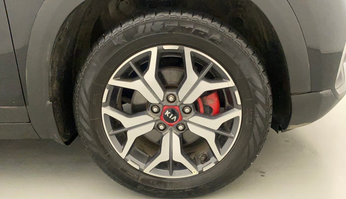 2021 KIA SELTOS GTX PLUS DCT 1.4 PETROL, Petrol, Automatic, 33,728 km, Right Front Wheel