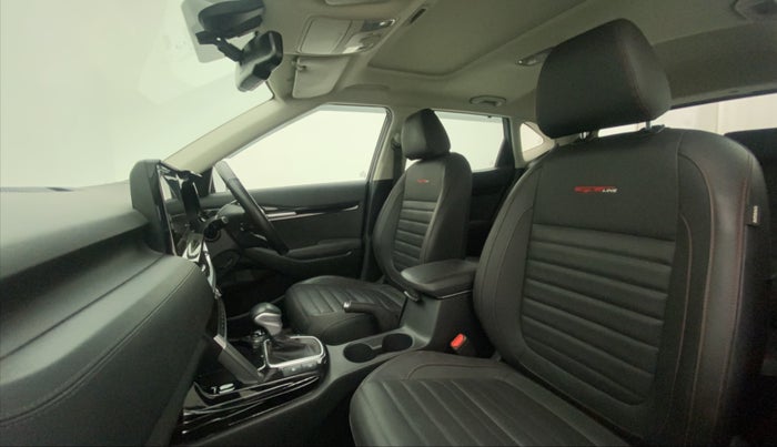 2021 KIA SELTOS GTX PLUS DCT 1.4 PETROL, Petrol, Automatic, 33,728 km, Right Side Front Door Cabin
