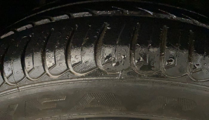 2018 Tata Tiago XZ PETROL, Petrol, Manual, 12,191 km, Right Front Tyre Tread