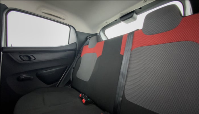 2017 Renault Kwid RXT 1.0 EASY-R AT OPTION, Petrol, Automatic, 40,219 km, Right Side Rear Door Cabin