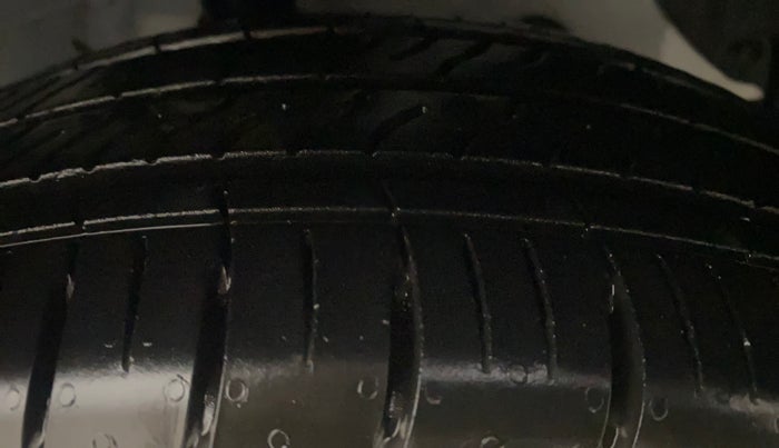 2025 Hyundai GRAND I10 NIOS SPORTZ 1.2 KAPPA VTVT, Petrol, Manual, 3,074 km, Right Front Tyre Tread