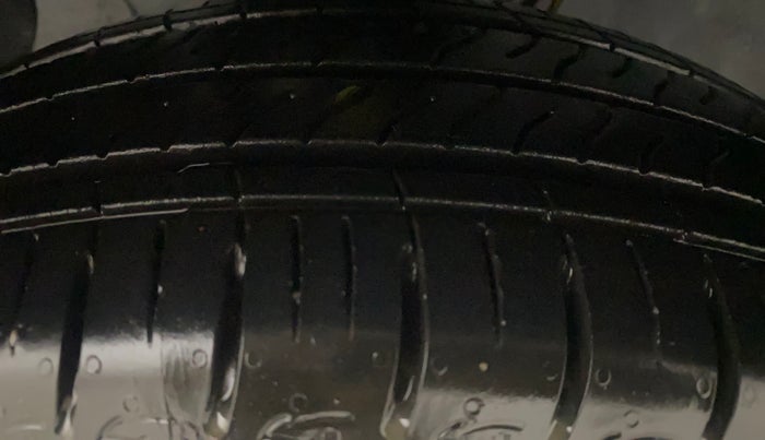 2025 Hyundai GRAND I10 NIOS SPORTZ 1.2 KAPPA VTVT, Petrol, Manual, 3,074 km, Left Front Tyre Tread