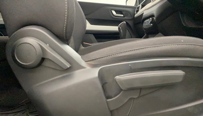 2022 Tata PUNCH CREATIVE  AMT, Petrol, Automatic, 19,470 km, Driver Side Adjustment Panel