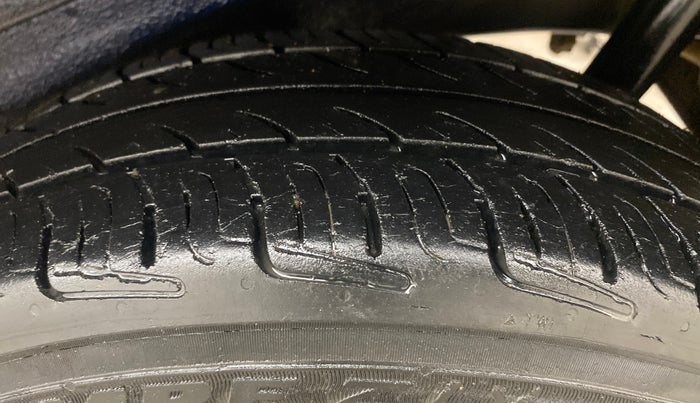 2018 Maruti Wagon R 1.0 VXI+ (O) MT, Petrol, Manual, 44,795 km, Left Rear Tyre Tread