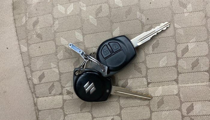 2018 Maruti Wagon R 1.0 VXI+ (O) MT, Petrol, Manual, 44,795 km, Key Close Up