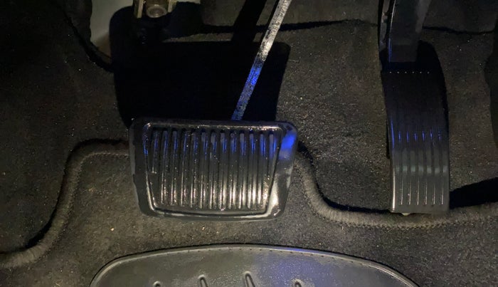 2023 Hyundai NEW I20 ASTA (O) 1.2 IVT, Petrol, Automatic, 26,119 km, Pedals