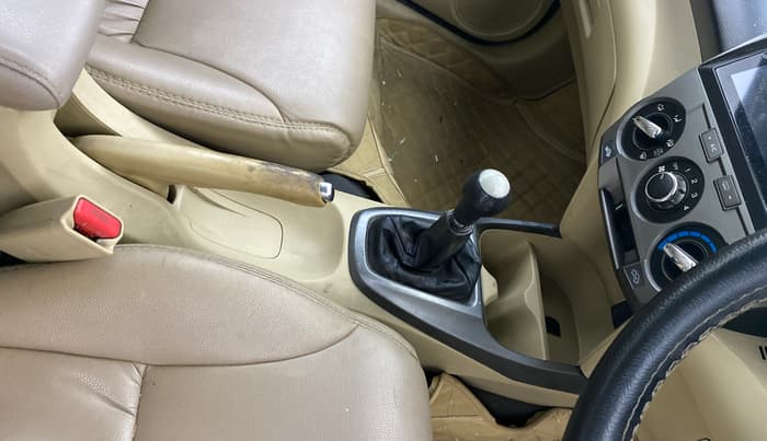 2013 Honda City 1.5L I-VTEC S MT, Petrol, Manual, 98,505 km, Gear Lever