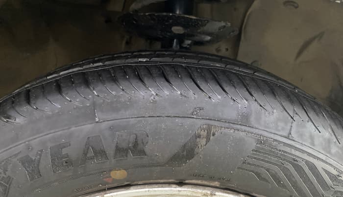 2013 Honda City 1.5L I-VTEC S MT, Petrol, Manual, 98,505 km, Right Front Tyre Tread